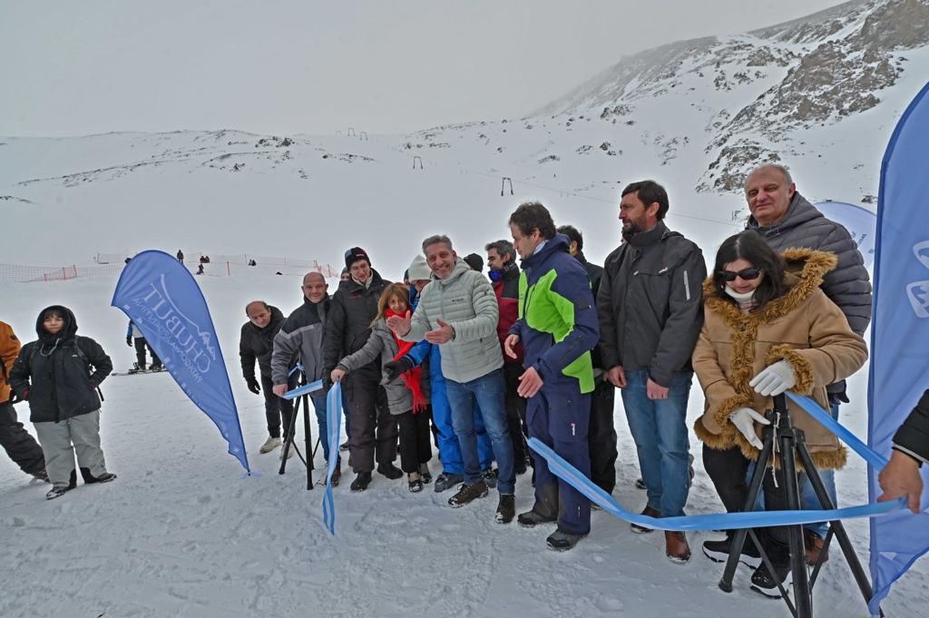arcionimariano's tweet photo. ▶️ Con gran emoción realizamos la inauguración oficial de la temporada de invierno 2022 de “La Hoya”. Es un orgullo contar con este atractivo turístico que todos los años convoca a miles de turistas. https://t.co/0yWrqXFuOz