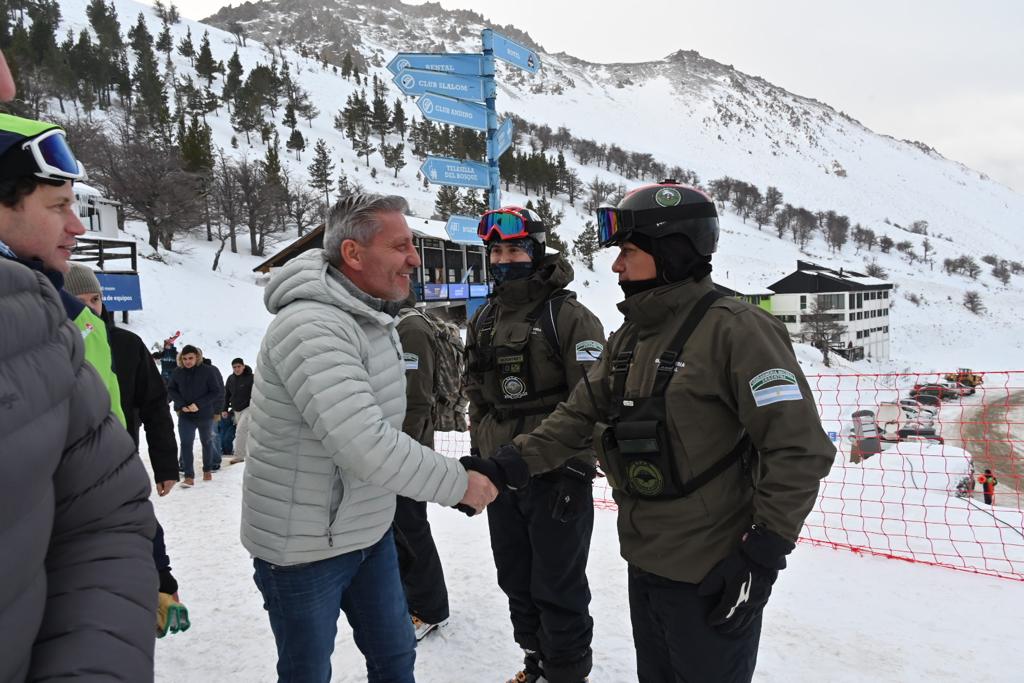 arcionimariano's tweet photo. ▶️ Con gran emoción realizamos la inauguración oficial de la temporada de invierno 2022 de “La Hoya”. Es un orgullo contar con este atractivo turístico que todos los años convoca a miles de turistas. https://t.co/0yWrqXFuOz
