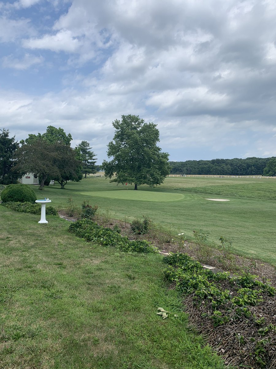 MsBurkeMA's tweet photo. Ended my trip with visiting the Eisenhower House in @GettysburgNMP https://t.co/kFGkjf4PDD