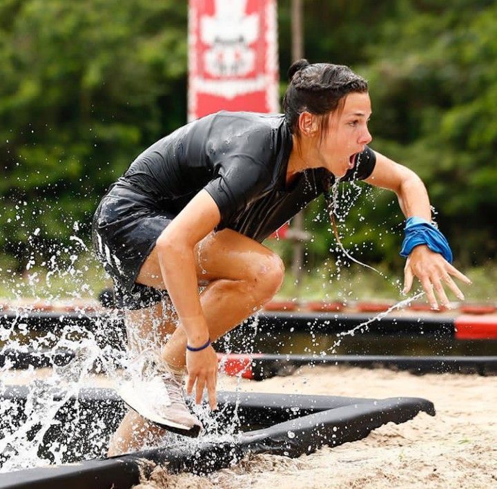 hirsina azmine karakterine mucadelene her seyine hayranim kralicemmm

KupanınAdı NisaBölükbaşı