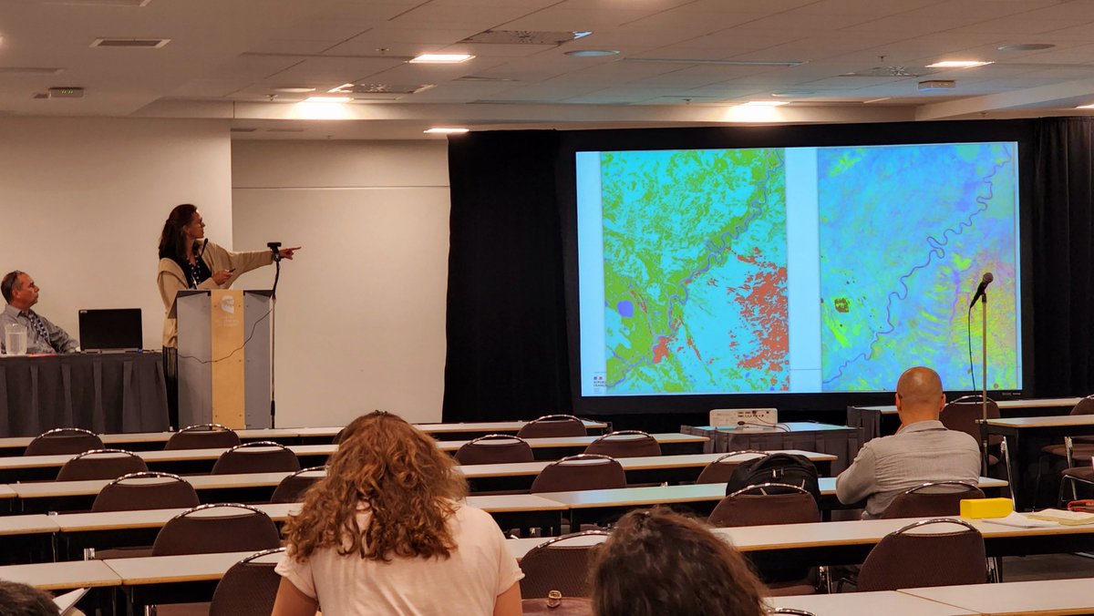 HejarShahabi's tweet photo. Women in #SAR are shining😍. A wonderful work on the application of #Sentinel1 #TimeSeries for mapping #Boreal forest attributes using #ConvolutionalAutoEncoder by Dr Martino at #icagcsrs2022.
@SistersofSAR 
#WomenInSTEM 
#gischat
#geoai
#SAR
@esa
@ICAGCSRS2022 
@CRSS__SCT https://t.co/wPQ2GgX09C