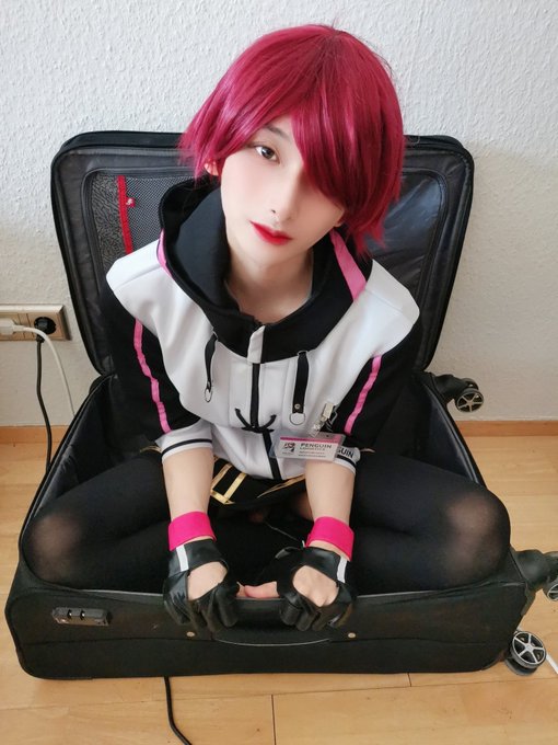捆起来丢到箱子里~  诶嘿 #黑丝 #伪娘 ＃女装 ＃femboy #crossdresser #男の娘 https://t.co/oYdFQvSpHP<a href="/tag/%E9%BB%91%E4%B8%9D"class="tags">#黑丝</a><a href="/tag/%E4%BC%AA%E5%A8%98"class="tags">#伪娘</a><a href="/tag/crossdresser"class="tags">#crossdresser</a><a href="/tag/%E7%94%B7%E3%81%AE%E5%A8%98"class="tags"><span>#男の娘</span></a>