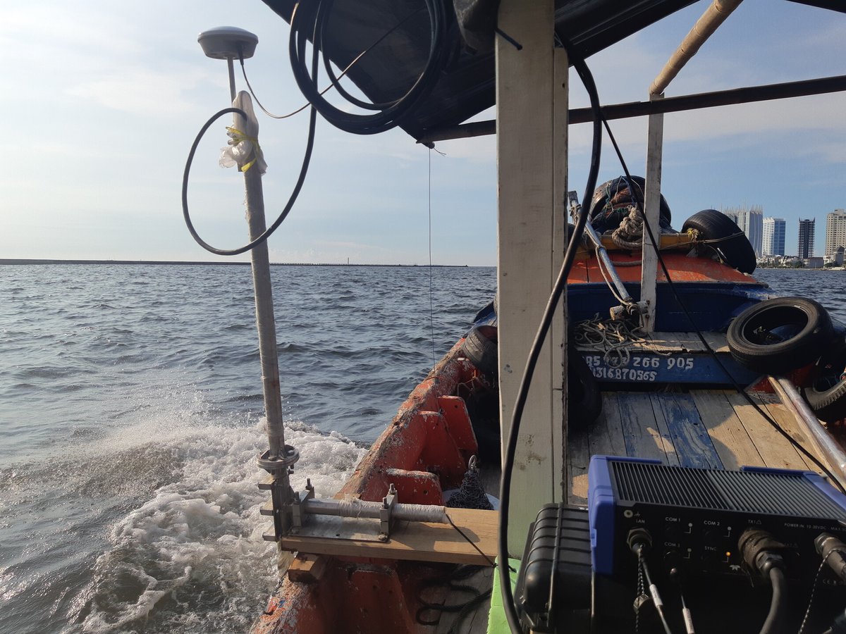 Thank you Atanasius Sindhu Adi, PT Segara Mapping Indonesia for your photo entries of an ODOM Echotrac hard at work in Jakarta, Indonesia.
View and vote for the photos here> bit.ly/3aivXBQ 
#TMPhoto2022 #SeaShootShare #TeledyneMarine