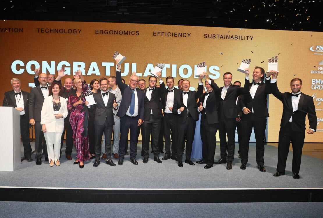 LocusRobotics's tweet image. @LocusRobotics wins the “Oscars” of Logistics! 

We are proud to be named the winner of the 2022 @IFOY_AWARD  for Top Autonomous Mobile Robot Solution. 

Flip through the photos to relive the moment with us.

bit.ly/3ut1yYh 

#IFOYaward #IFOYrocks #supplychain