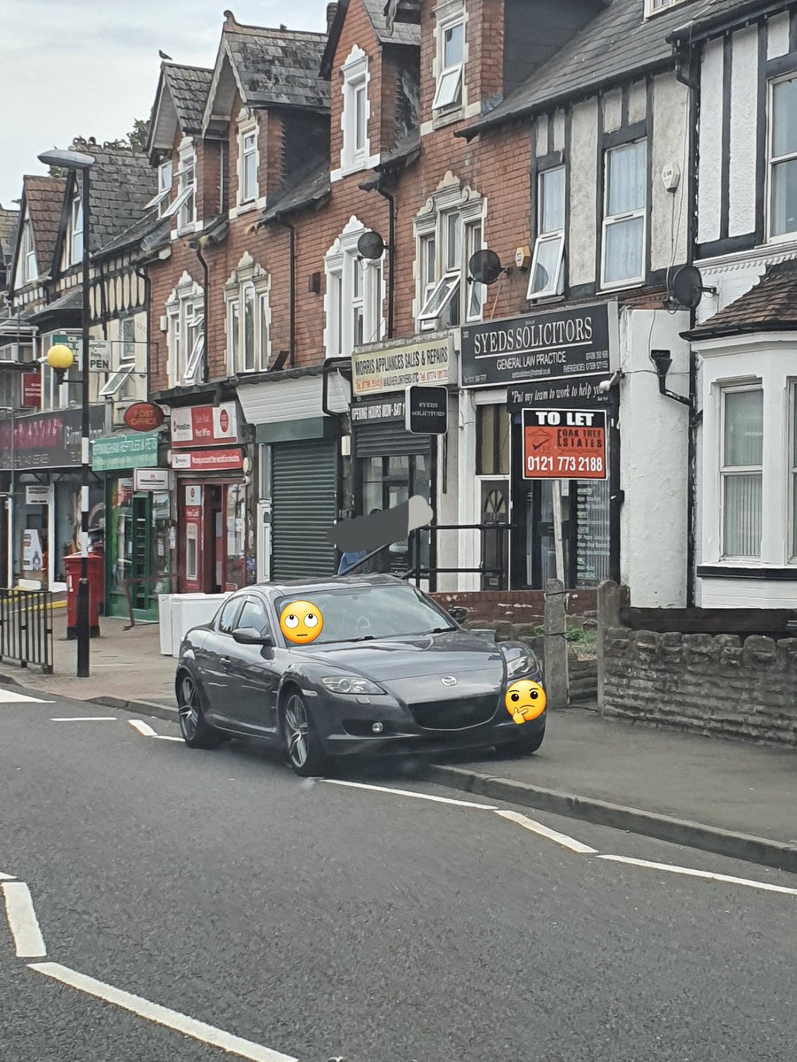 'Chilling with your mates' sat on Zig Zags in rush hour on Slade Road is not cool. Driver literally gave me a 👍. Before he was swiftly moved on he got a 👎 and and a fine. #OpIntrusive is working and our zero tolerance approach to dodgy parking continues. Sgt Ellis