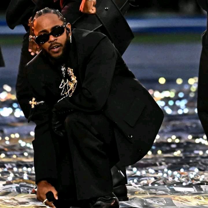 bless_ndlov's tweet photo. Kendrick Lamar has earned his career's first ever nomination for #TheEmmys as SuperBowl Halftime LVI is nominated in the Best Variety Special (Live) category🏆 https://t.co/eEu54ciBmu