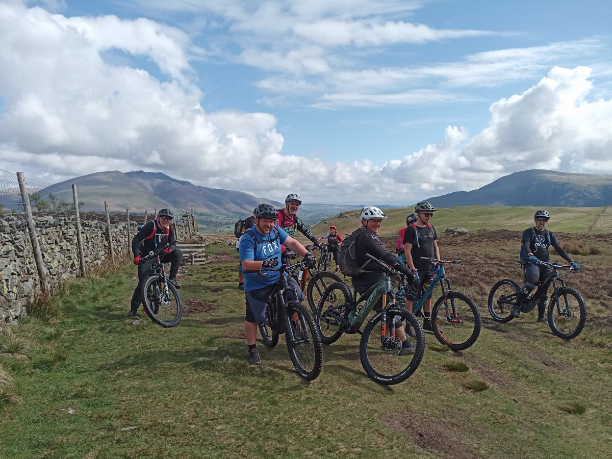 This month we're #fundraising for <a href="/LNAACT/">Lincs & Notts Air Ambulance</a> #AirAmbulance #Charity 
#ride for free - Give a little or a lot - #GIVE what you can🤗😊
justgiving.com/fundraising/mt…

#mtb #bikelife #mtblife #bikeride #mtblife #mtblove #Ambulance #healthylifestyle #fitness #thiguycan #thisgirlcan #notts #DH