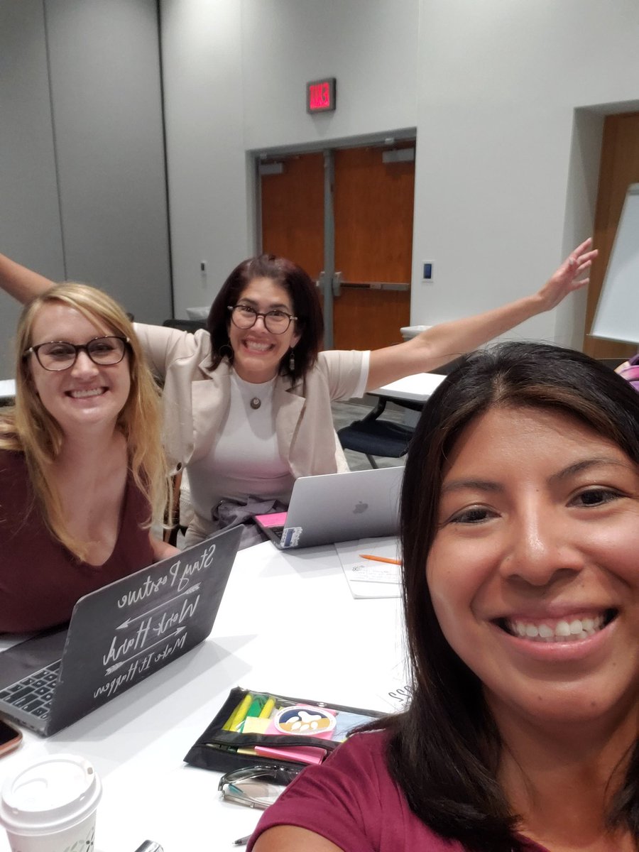 GloJonesLE's tweet photo. Table partners #LoboSummit #Differentiation https://t.co/WR2t5nd6uu