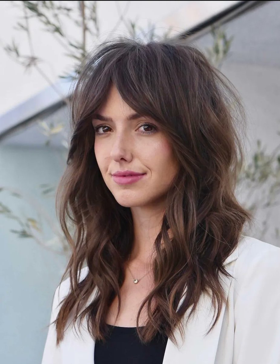 SamVillaPro's tweet photo. #curtainbangs and some #faceframing is always the perfect answer!
Hair @yukistylist⁠
#beforeandafter #SamVilla #SamVillaCommunity

CLICK HERE: https://t.co/wlGi3sP9QZ https://t.co/fhBsBt415j