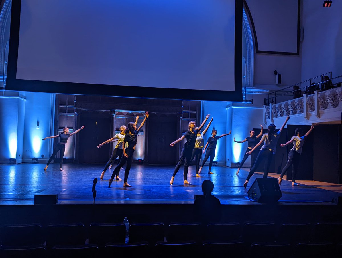 Highams Park School Dance Company smashing it at Step Live Festival at Cadogan Hall today! What an inspiring day! Well done dancers 👏👏👏👏
<a href="/StepintoDance/">Step into Dance</a> <a href="/cadoganhall/">Cadogan Hall</a> <a href="/HighamsParkSch/">Highams Park School</a>