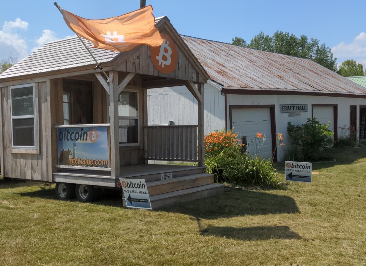MaineBitcoinLLC's tweet photo. Waterford world fair #Maine https://t.co/j35h4VYRoZ