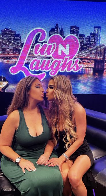 Alana Luv - 2 pic. #Comingsoon to #luvnlaughs the return of the sexy and fabulous @whatevah_amy 😍😍 I absolutely luv her!! Thank you @misslainie for introducing ♥️ @ALuvMedia https://t.co/Sc63pzpbY1