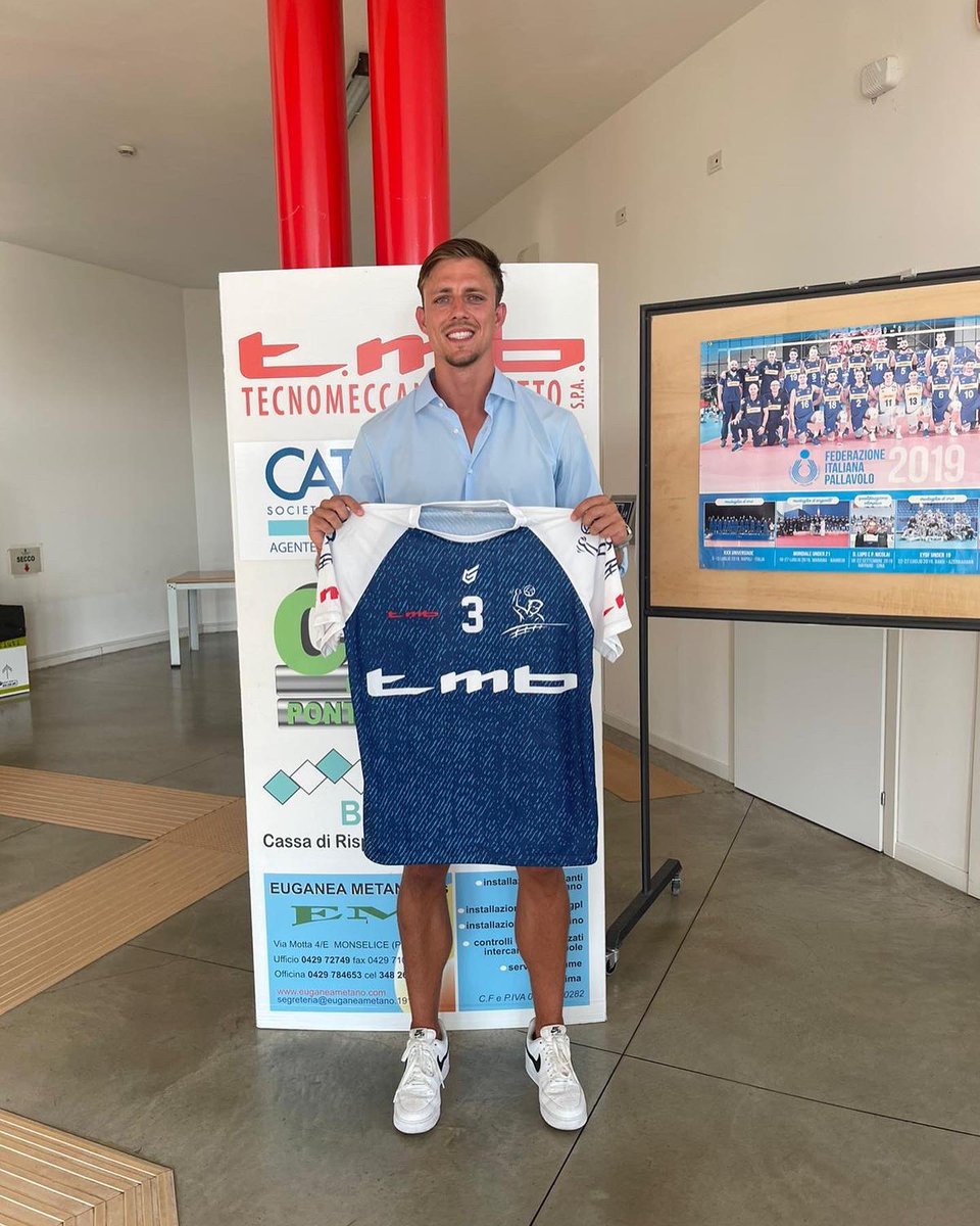 vitalikobzev's tweet photo. Muy contento de poder volver a Italia, esta vez defendiendo los colores de @monselicevolley86 
🔜🇮🇹🚀 #nonmolaremai https://t.co/fwyg9HK79p
