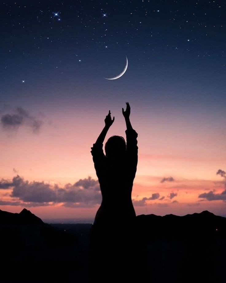 cvzpatagoniabr's tweet photo. É AMANHÃ! A MAIOR SUPERLUA DO ANO! 🌕

Veja na thread 6 curiosidades e dicas para observar o fenômeno! 🧶👇 https://t.co/Pz7a1K1r3C