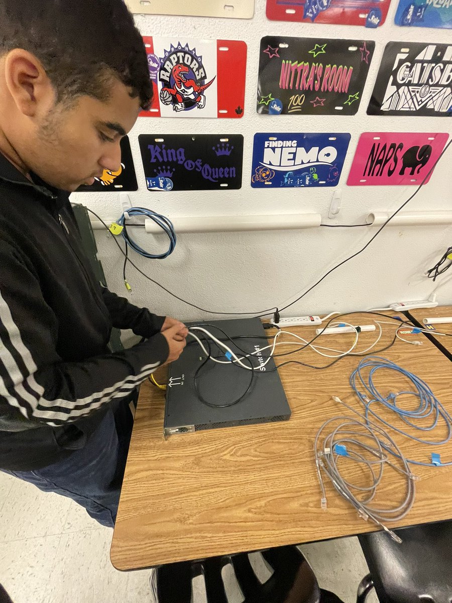 KropCTE's tweet photo. Week 2 with our #syip #interns - Mr. Rosenthal teaching the interns how to rewire and rebuild light tables. And the interns learned how to run new CAT 5e data cables in the CTE computer lab! #cteatwork #cte @CTEMiami @drldiaz @KrisUgarteTorre @KropSHS https://t.co/nvvefN7j9x