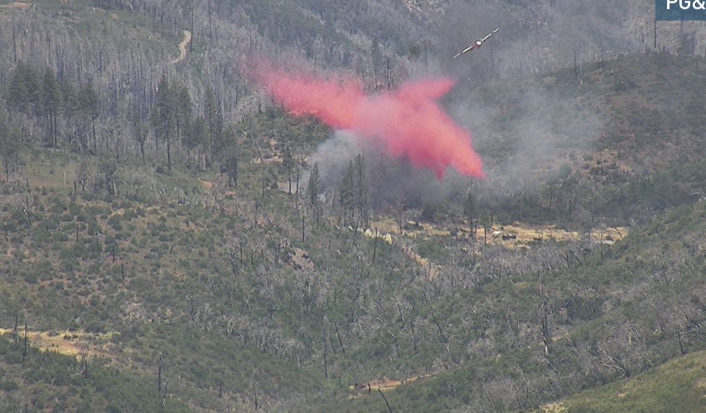 CALFIRE_ButteCo's tweet photo. #JordanFire (update) Firefighters are at scene to a fully involved travel trailer and outbuilding. The fire has burned a quarter acre of the vegetation around the buildings. https://t.co/tCKwXiGJrl