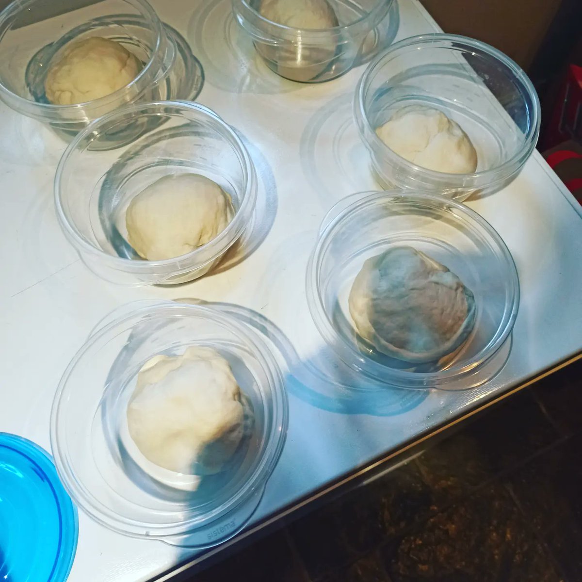 Dark_KnightUK's tweet photo. Tried out a new pizza dough recipe today, it turned out really well. The dough freezes easily so it can be stored for later, it was much easier to work with compared to the #ooni recipe #oonikaru #pizza #stuffingmyface #vexpert https://t.co/7sz9lnxT1E