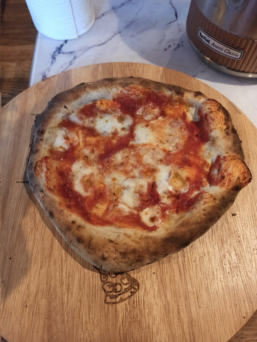 Dark_KnightUK's tweet photo. Tried out a new pizza dough recipe today, it turned out really well. The dough freezes easily so it can be stored for later, it was much easier to work with compared to the #ooni recipe #oonikaru #pizza #stuffingmyface #vexpert https://t.co/7sz9lnxT1E