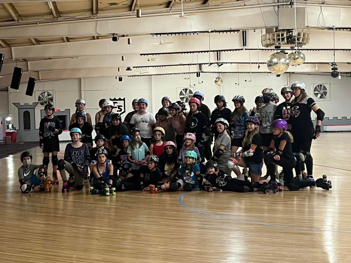 cincyjuniorder1's tweet photo. A great day 1 of Derby Camp!!!!!! https://t.co/EwRXRH3xGL