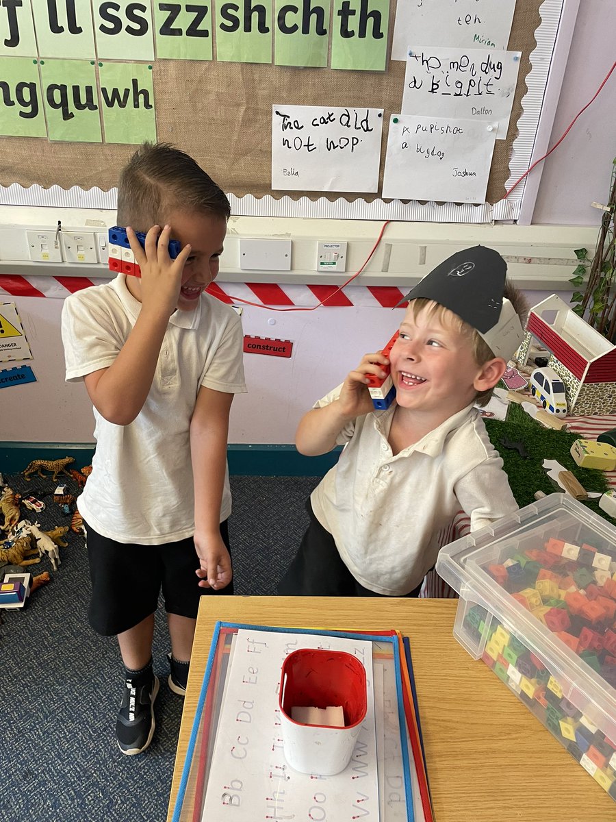 Willowbrook_Exe's tweet photo. If a pirate had access to a βphoneββ¦ what would they do?
#eyfscontinousprovision #eyfslearners #friendship #magicofprovision #toocutenottoshare https://t.co/vHUc3QZ2wt