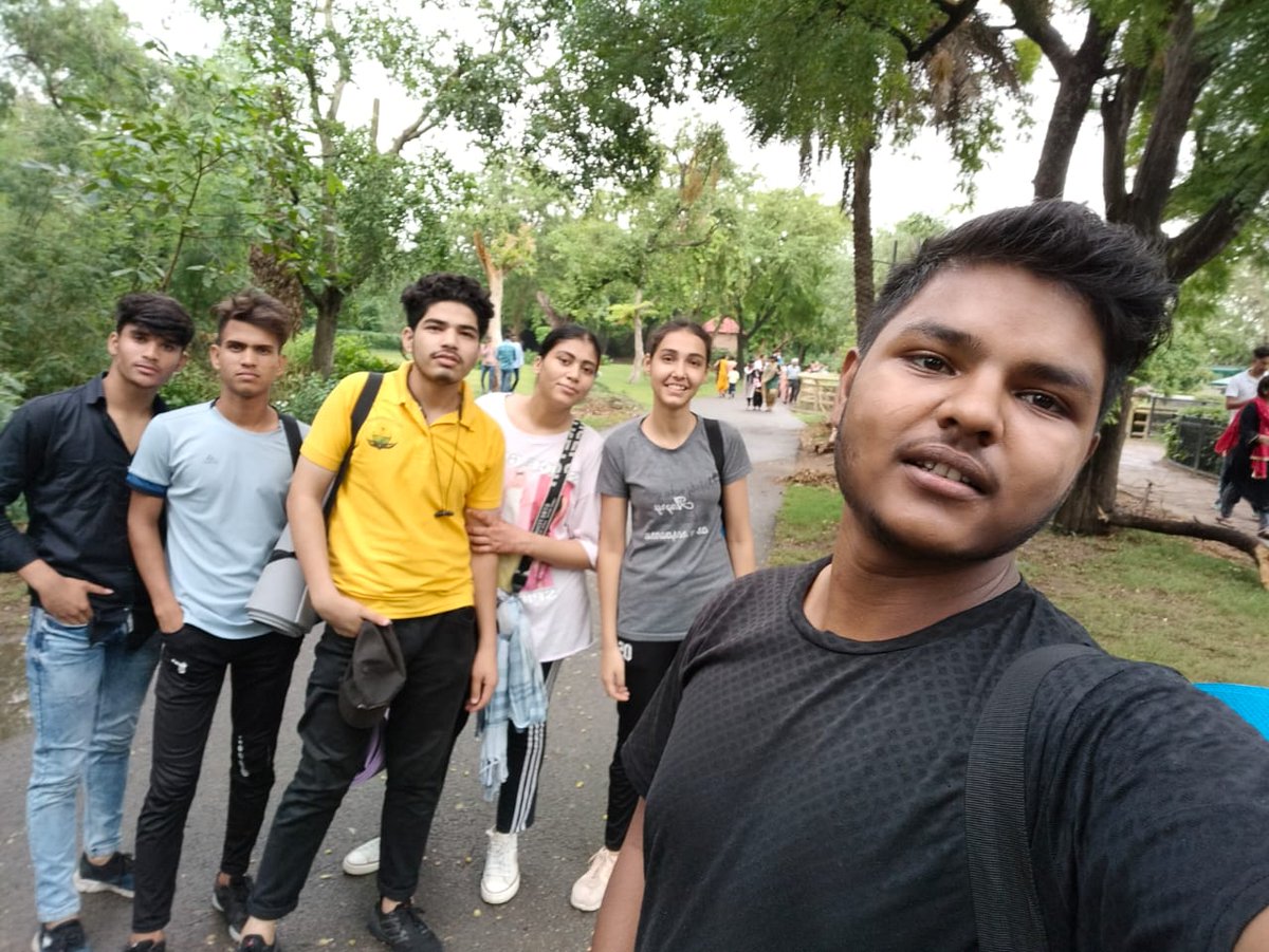 Arzebk's tweet photo. #nationalzoologicalpark
#nzp #India #sdkfoundation #NewDelhi ✨ https://t.co/pz7HdcyXJx