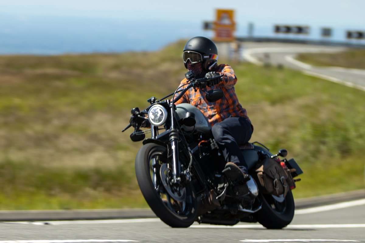 Couldn't resist with such great weather, every corner just flowed, image courtesy of Roadrunner Pics . . . 🤘