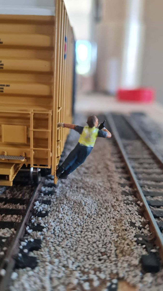 MapleLeafTrains's tweet photo. Have you seen our latest newsletter? New figures available, GP9 SLUG update
Read Now!
https://t.co/vBbGGVam7W

#mapleleaftrains #187scale #hoscale #hoscale187 #hoscale  #modeltrains #modelrailway #cnr #gp9slug #figures https://t.co/nqjrkl1dXm