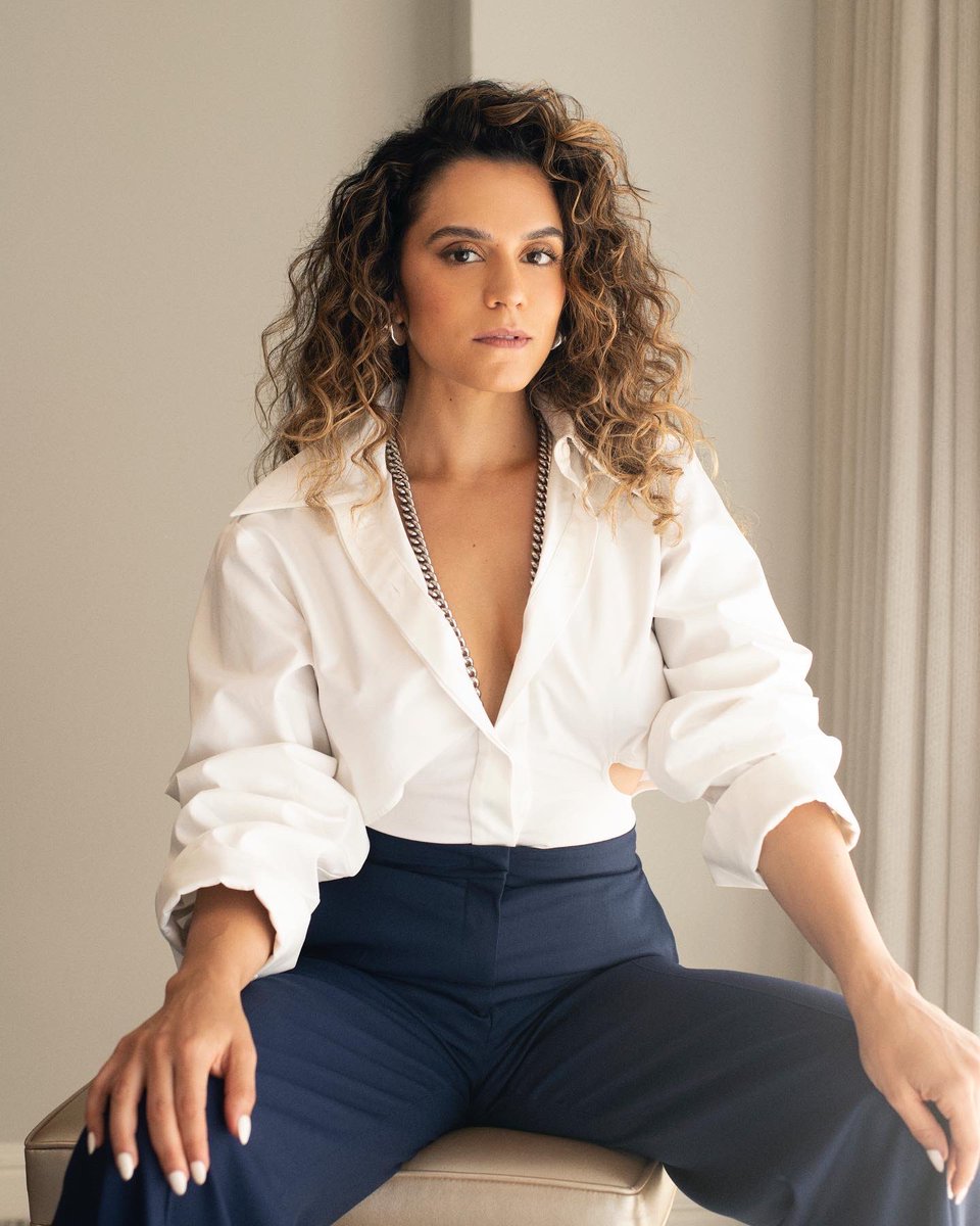 SepidehMoafi's tweet image. Thank you for the lovely chat, @wwd 🖤🦅 
👀👉🏽wwd.com/eye/people/sep…
#blackbird @AppleTVPlus 
📸 @lukefontana