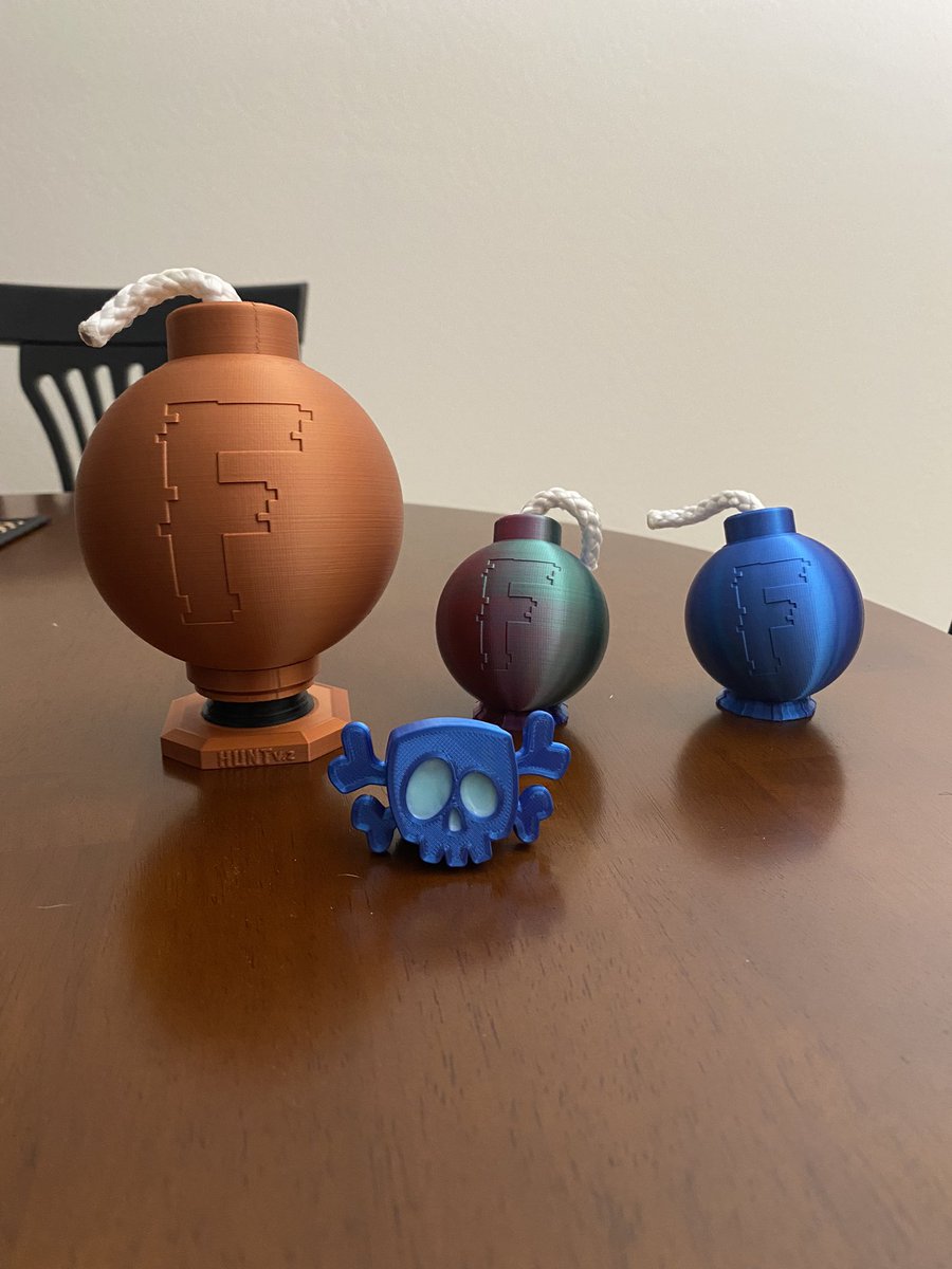 Thank you <a href="/Havok101684/">Havok</a> <a href="/fbombnft/">F-Bomb NFT</a> for the amazing gifts from the #BombHuntV2 looking forward to the next one! 🔥💣💥#FBombNFT