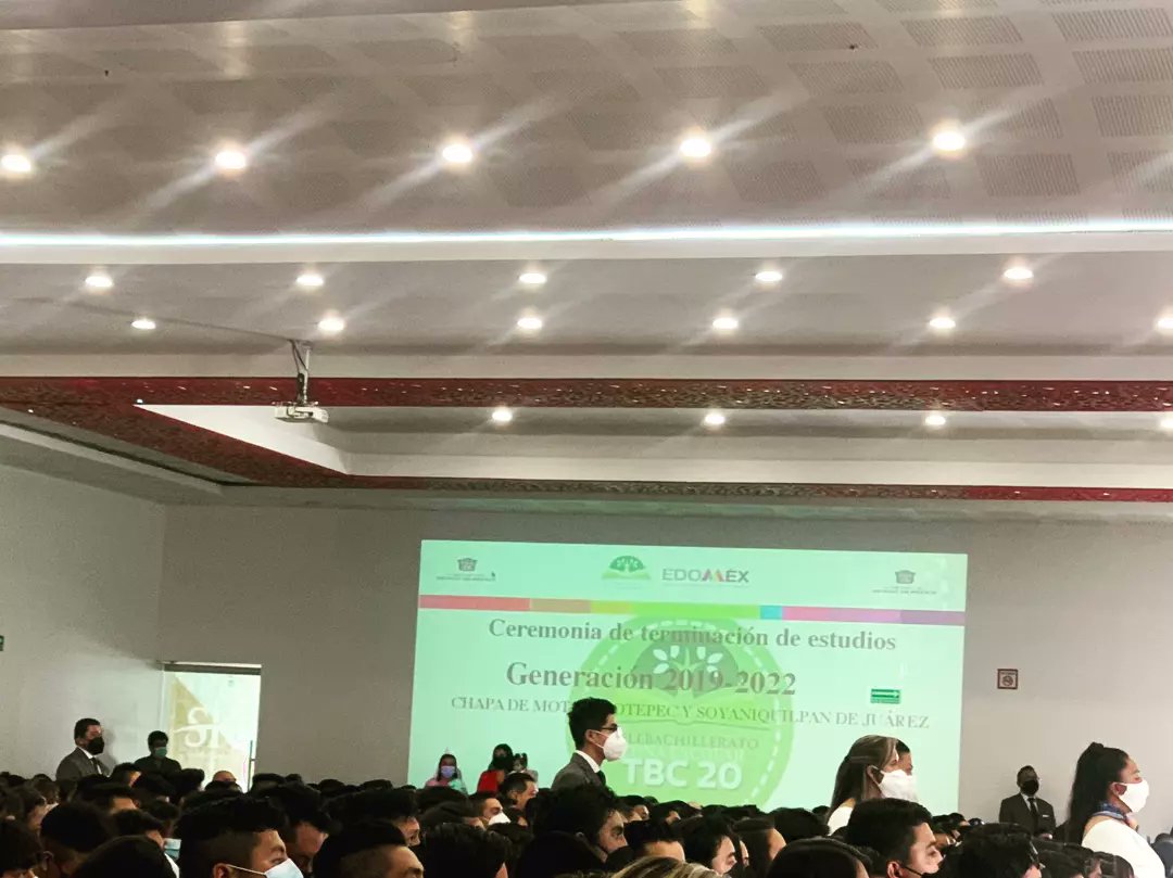 Comunitario70's tweet photo. 8 años y 6 generaciones formando jóvenes para el futuro de México
Generación 2019 - 2022
@geramonro05 @israeljeronimol @VeronicaRB04 @EdomexDgfa @TBC_EdoMex @20Escolar https://t.co/7lY3LhSkFD