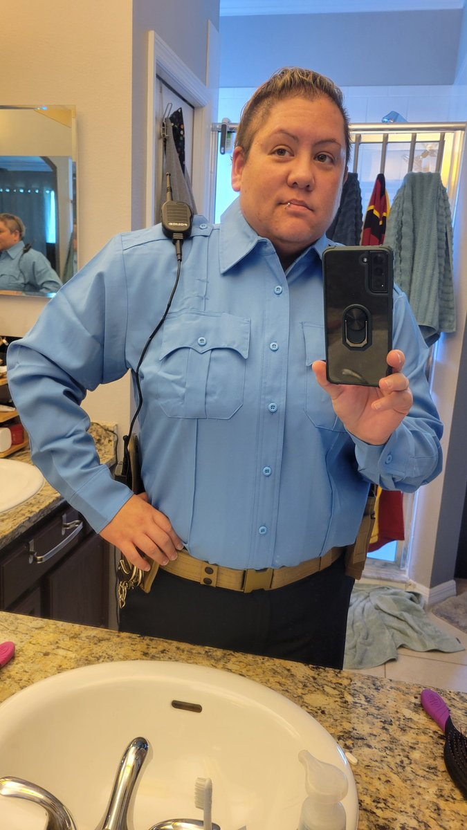 WayHaughtElf's tweet photo. I just need boots, #Haught nametag, and hat and my @KatBarrell #NicoleHaught #OfficerNicoleHaught cosplay is ready!

#katbarrell #wayhaught #wynonnaearp #purgatorypolice #ghostrivertriangle #fiveforwynonna #emilyandras @emtothea #bringwynonnahome @MelanieScrofano https://t.co/y7PqNmRrNq