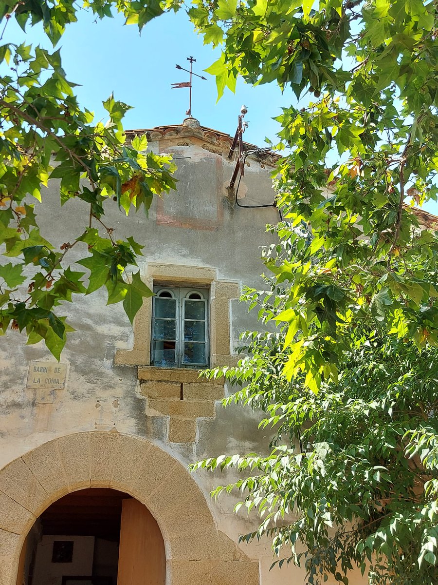 martamasies's tweet photo. Avui ha entrat al Projecte Masiaire aquesta masia preciosa del Baix Empordà. Busquem algú que recuperi la casa i hi faci una activitat agroramadera https://t.co/4UF9sJZ1Gl