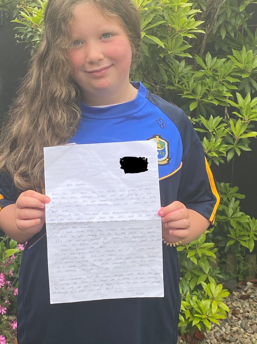 DonalMcgreevy's tweet photo. Massive thank you to Enda Smith for taking the time to write back to my daughter Amelia with some great advice. Thank you also for sending her one of your training tops which she plans to wear to her next training session with mayobridge under 8’s. Top man https://t.co/G2Q8EfVT5R