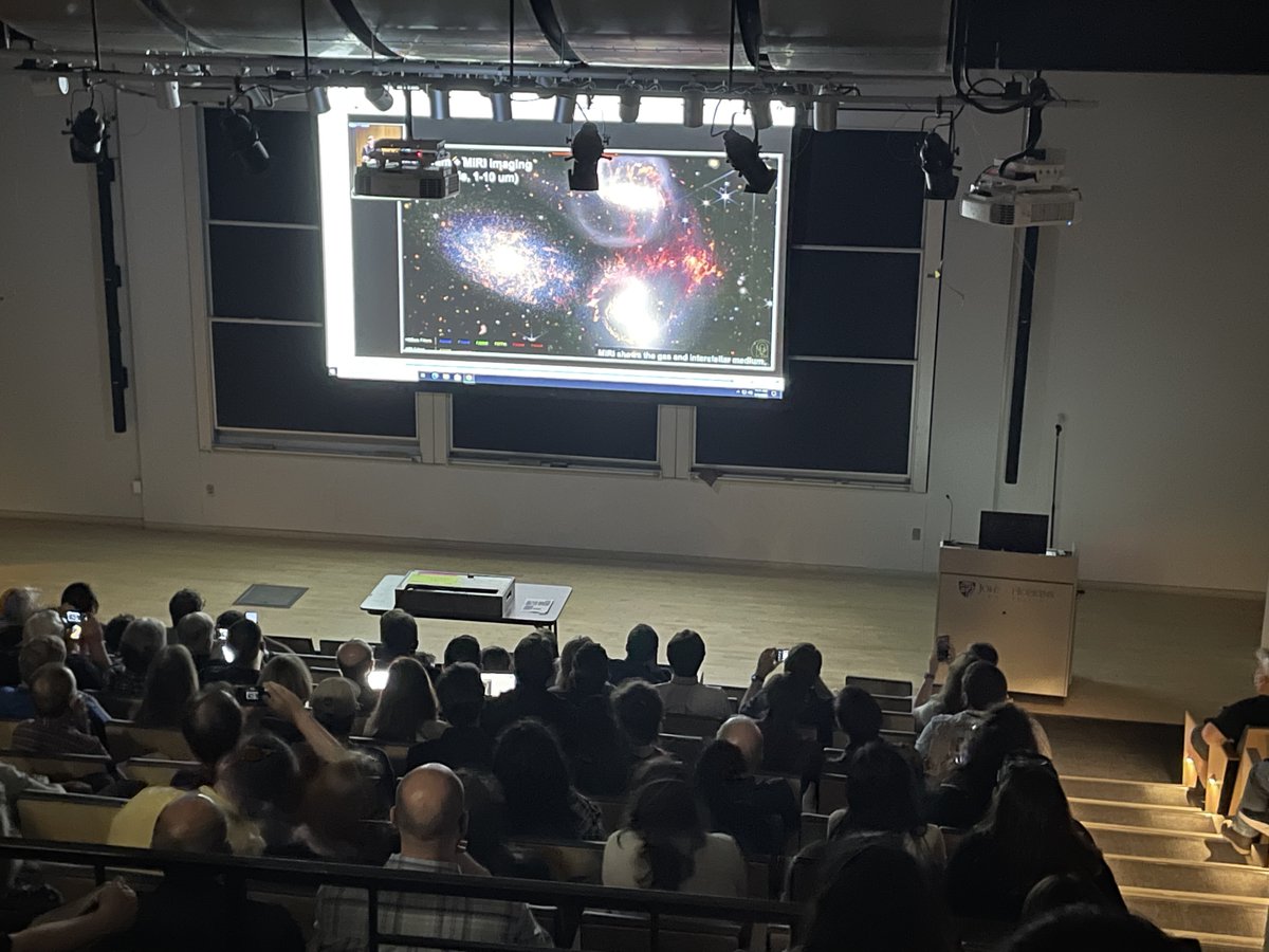 Schafler Auditorium was full of excited scientists this morning, including many who have joint appointments at @SpaceTelescope and @JHUPhysicsAstro. It's not every day you get to join your neighbors in witnessing scientific history that they made happen!