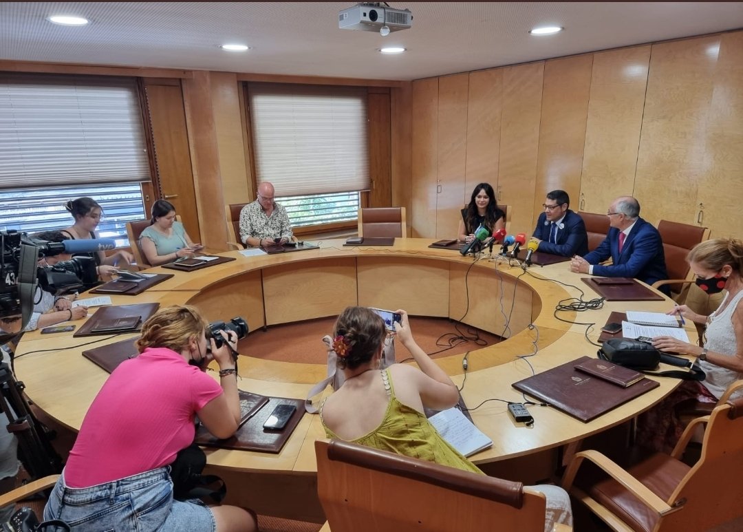 Maia Román tweet media