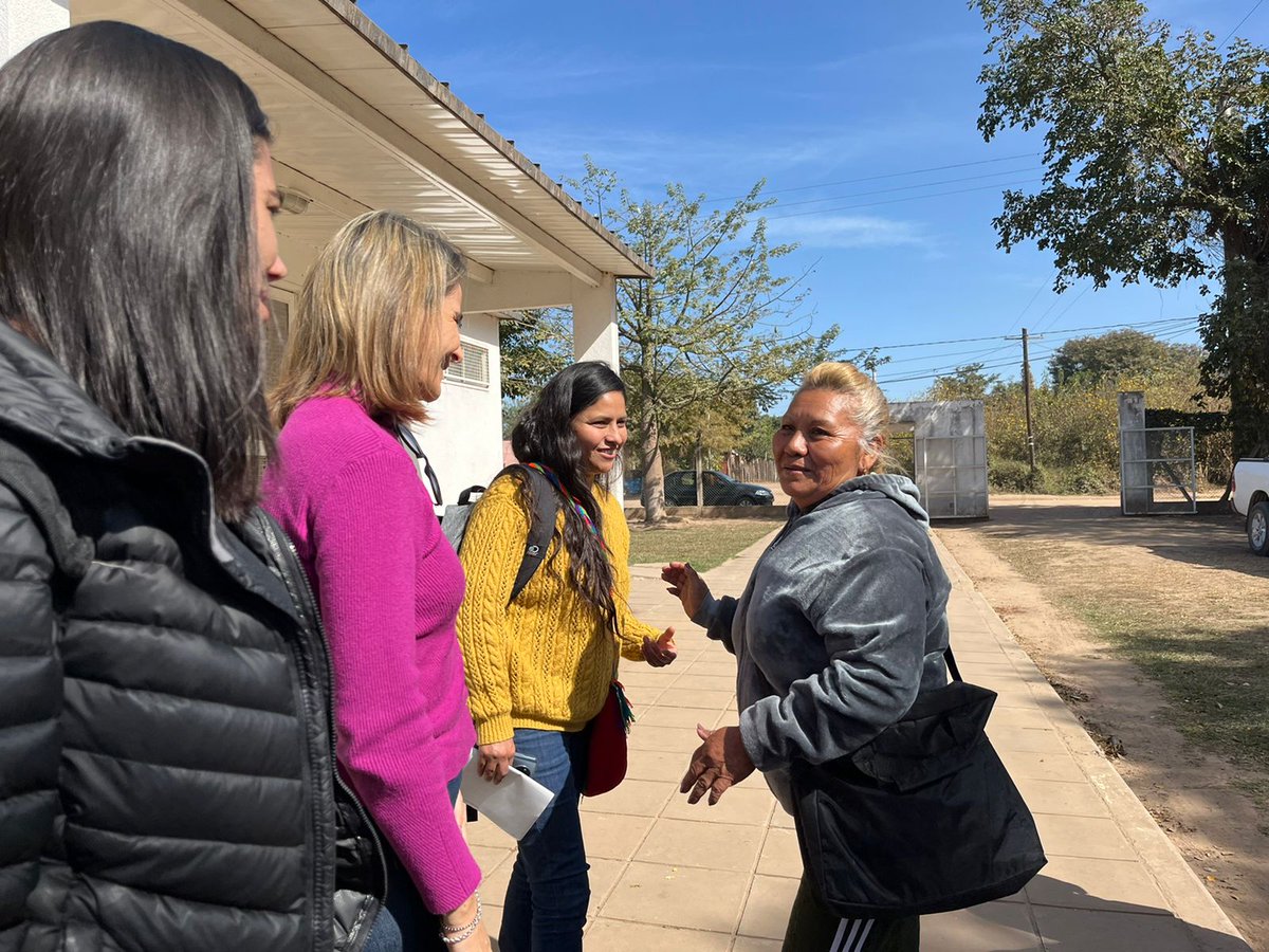 MGDSalta's tweet photo. ¡Mujeres líderes sí que las hay 💪! Hoy estuvimos con lideresas de las comunidades Toba, Guaraní, Chané y Wichí, para escuchar sus necesidades, establecer lazos y trabajar juntas.
🤝 La cercanía y el diálogo es el camino para garantizar el cumplimiento de los derechos.
#Salta https://t.co/uQddESi7Vh
