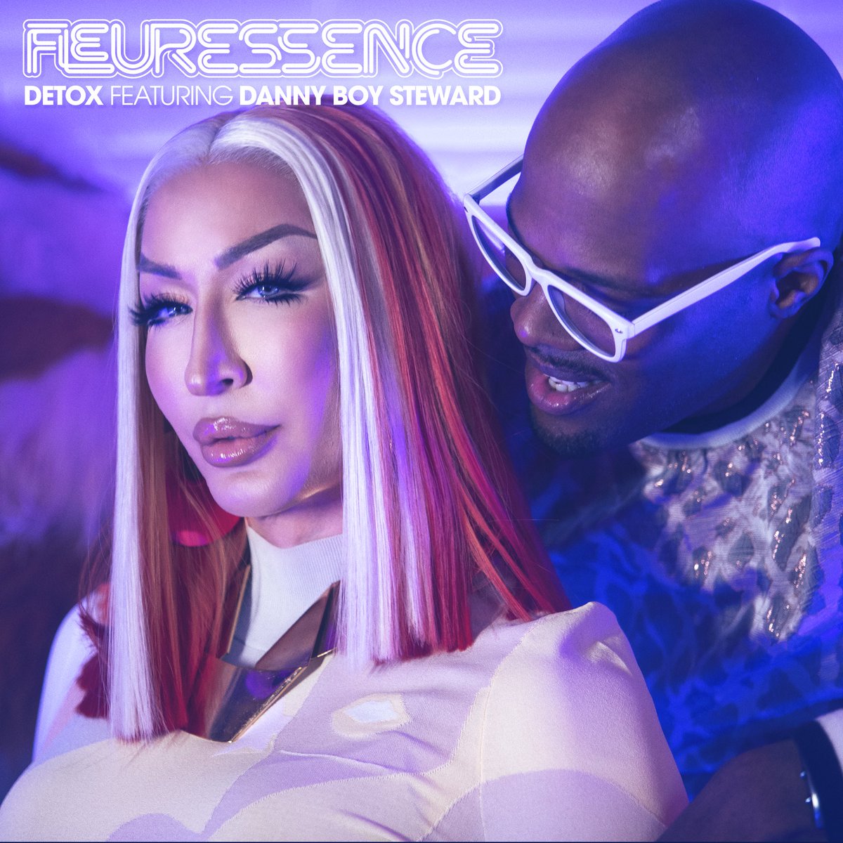 New new out now! Vid drops tomorrow! #Fleuressence 

Get the song: music.apple.com/us/album/fleur…

Watch the video: youtu.be/hvG4In8kPEI

Shop Fleuressence:  fleuressencesupplements.com