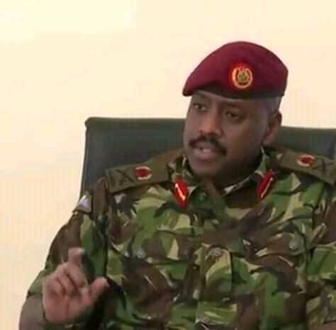 muhumuzaWilson2's tweet photo. I don't know why I like seeing ma Gen @mkainerugaba in civilian clothes,, I normally make comparisons but in plane clothes he looks like President to be, @nuwamanyaisaac @Balaam1980 @AlbertoCarols @MrJordanposts @sheilahsheilah7 @taremwa311 @BagaayaP @GatsFred21 @BobKakuru https://t.co/nOrONesY9W