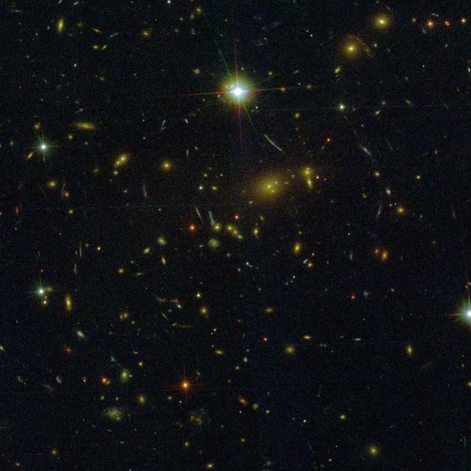 nerdwesk's tweet photo. Comparação de um registro da mesma entre Hubble e James Webb. O Hubble é idoso, porém, da conta do recado.

#JamesWebbSpaceTelescope https://t.co/6EZbdNp0WC