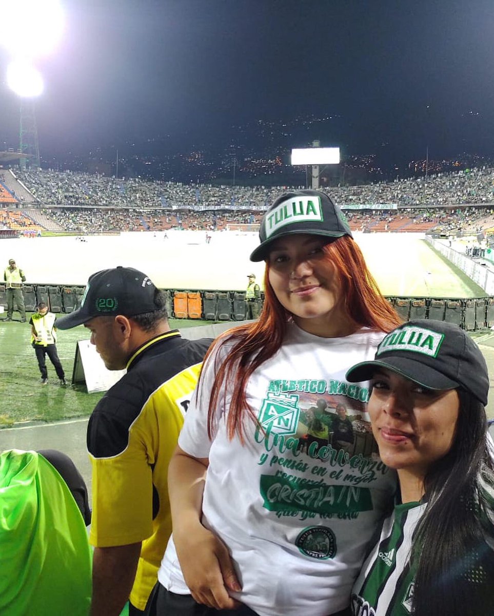 angieramirez40's tweet photo. @96Valerin  como la primera vz💚🤘🏻 https://t.co/Pq3EwgkvvM