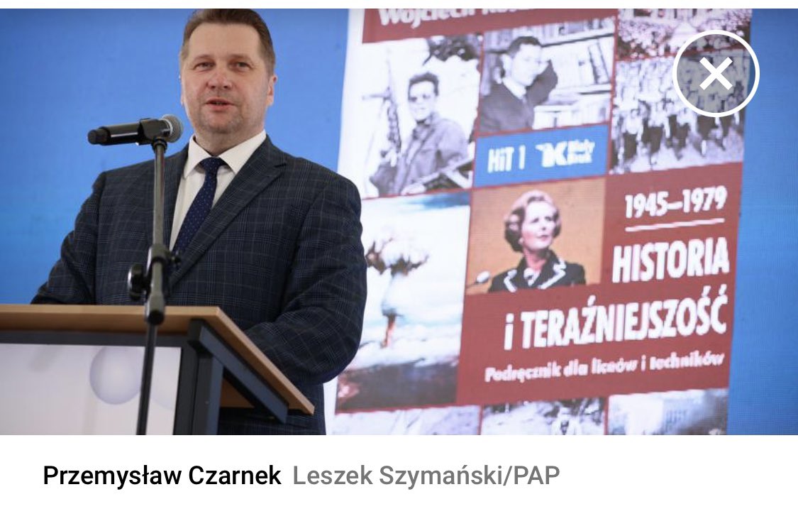 A ten obrazek za panem, Panie Min. <a href="/CzarnekP/">Przemysław Czarnek</a> to kto panu podrzucił? 

Zdjęcie z konferencji w ORE, którą sfinansowało <a href="/MEIN_GOV_PL/">Ministerstwo Edukacji i Nauki</a> 

Źródło PAP, TVN24