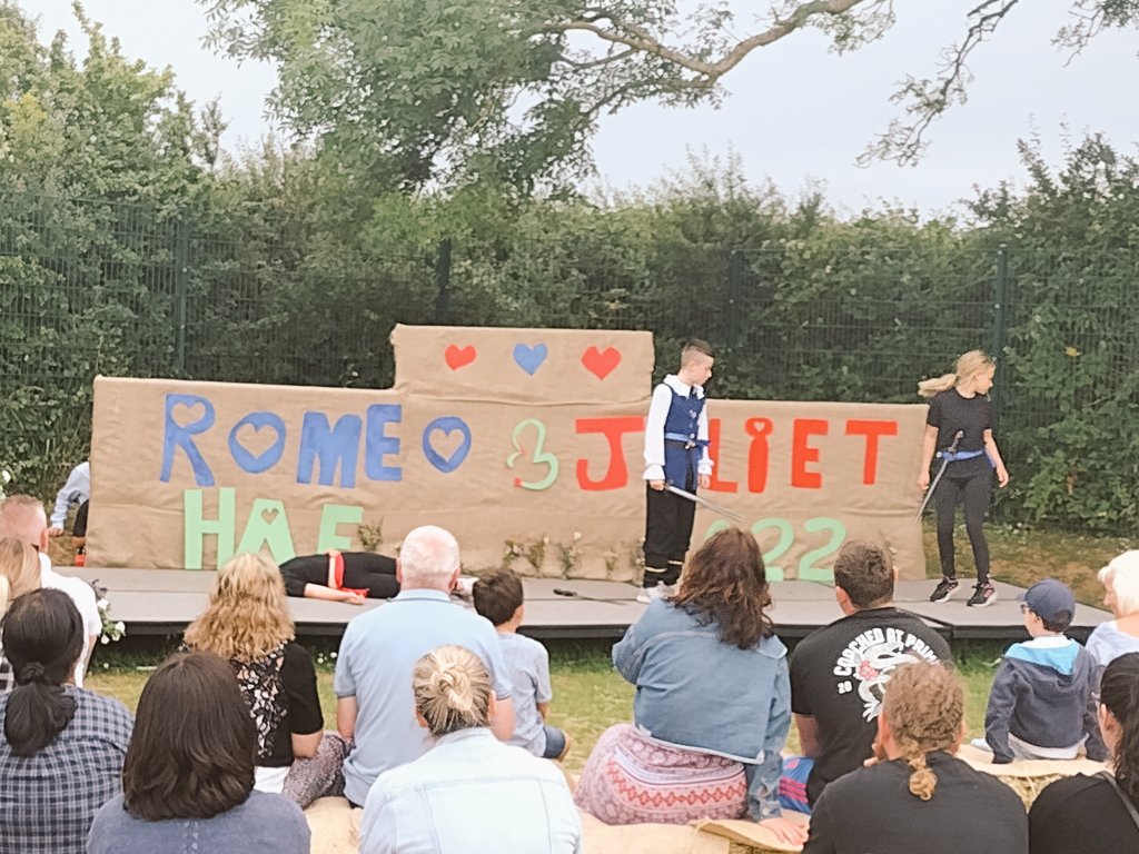 JohnstonPrimary's tweet photo. Wow, what an evening! Pupils in years five and six produced a modern and exciting performance of Romeo and Juliet in our outdoor theatre. We are all so proud of you, you can achieve anything! #Haf2022 #Expressivearts https://t.co/fuOO6tpIHT