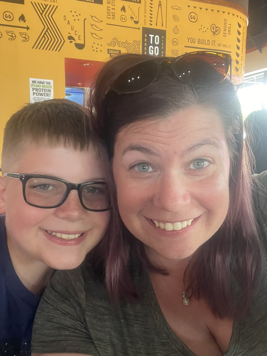 Enjoyed a fun filled day of donuts, lunch and shopping. Soaking in the last few weeks here in TN. ❤️