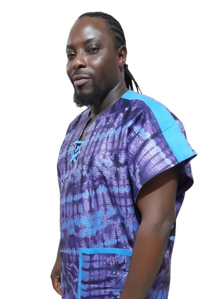 segunjoguns's tweet image. My village look. 

#Joguns
#locallook #villagelook
#Explore #explorepage #exploremore 
#adire #model 
#GoodEveningWithJoguns
#Godsimage #Godslikeness
#weareafricans 
#blackisbeautiful
#braids #braidedhair 
#village #look
#ising #iwrite #italk #ispeak