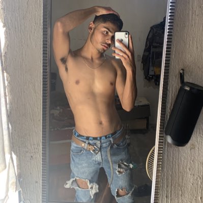 AngelBlackbucke's tweet photo. #NuevaFotoDePerfil https://t.co/C2LPnMnCYb