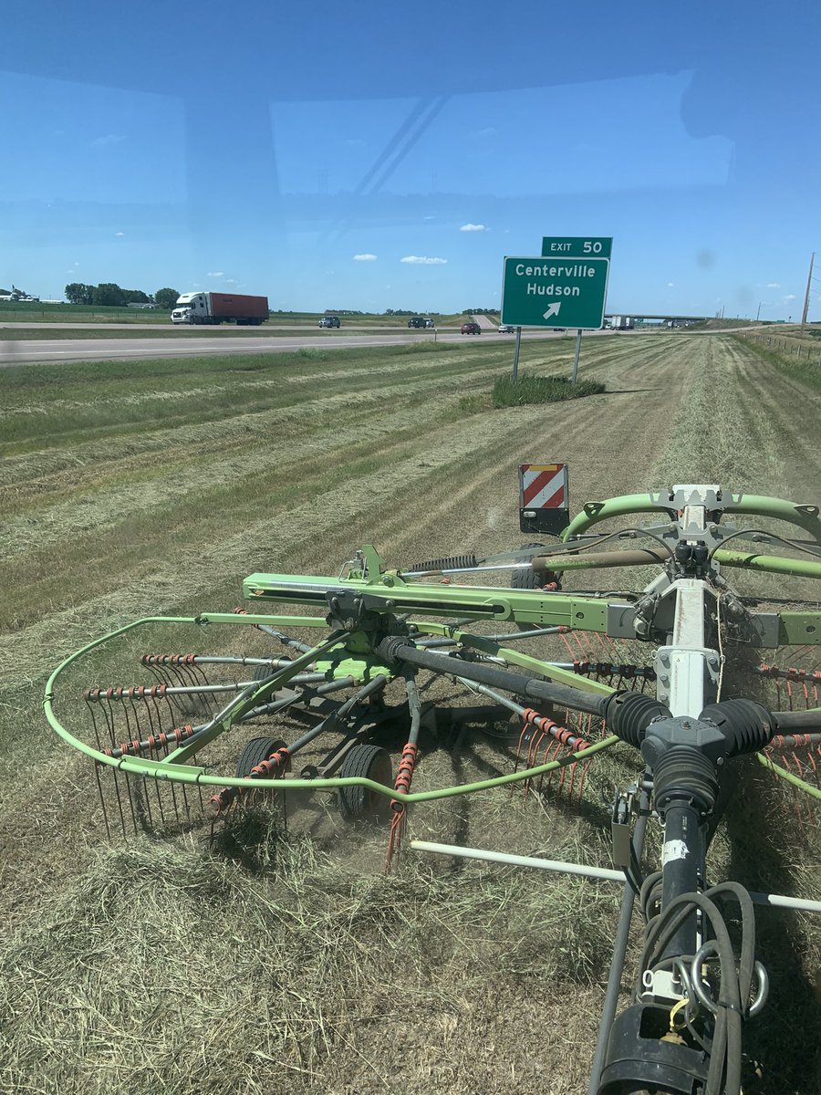 PlsntVlyFarmer's tweet photo. #lowROI stuff. #pissjugs https://t.co/o7HNzJmmLo
