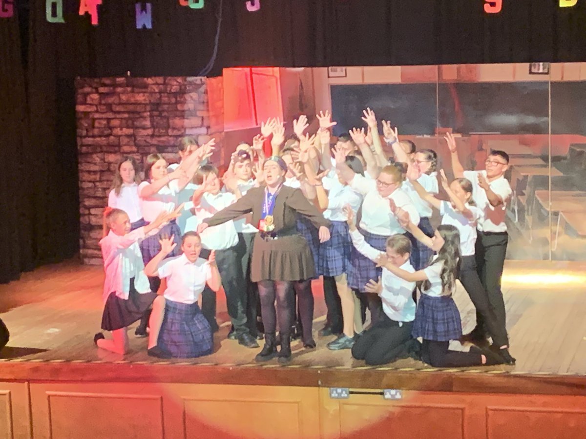 suaupdates's tweet photo. Our incredible students were back on stage tonight in the opening night of Matilda. The cast and crew were amazing. #TeamSUA https://t.co/2IEqUot0cu