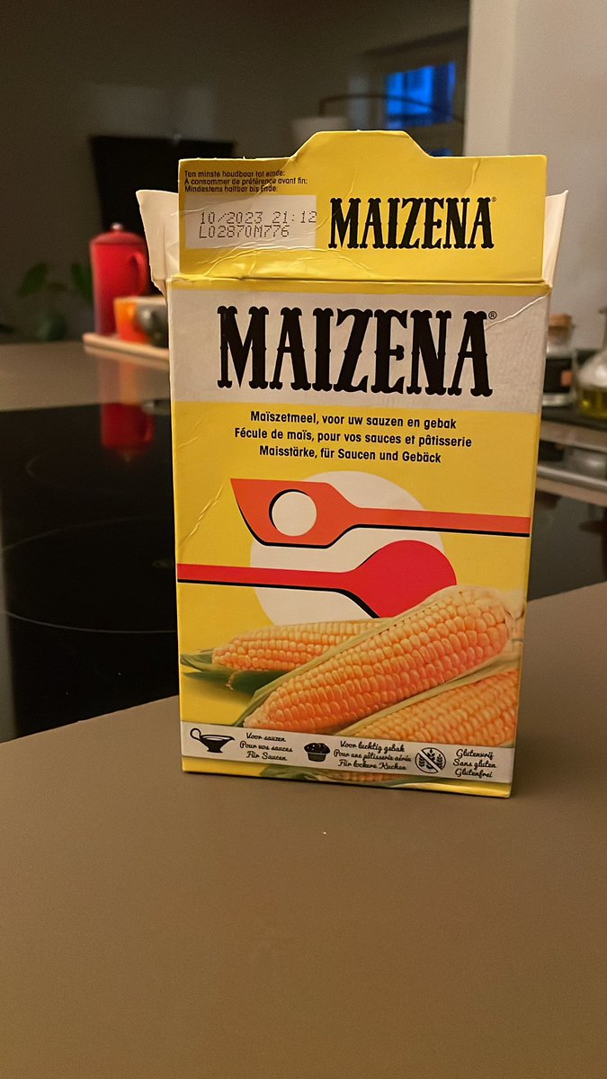 maxkleinphoto's tweet photo. @federatier Lo compre en el súper de la esquina 🤷‍♂️ https://t.co/jjsZMbQ17A