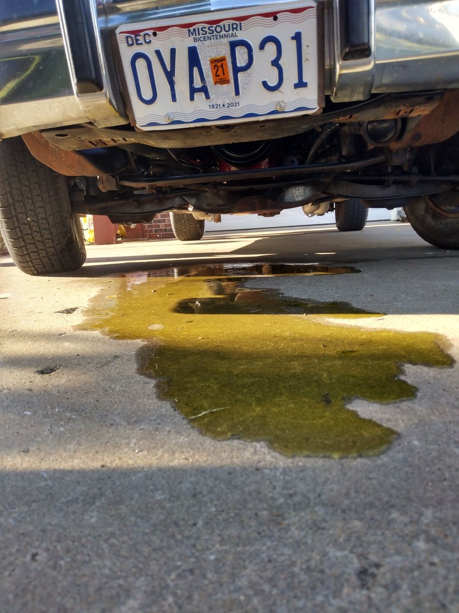 summers_maddox's tweet photo. Uhhh... Don't go to Napa for parts 🙁 https://t.co/lx8RDUd0KI
