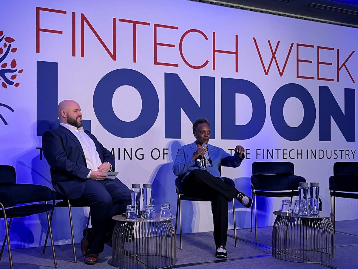Today I spoke with @RafdeKimpe at <a href="/FintechWeekLDN/">Fintech Week London</a> to discuss Chicago's booming #fintech industry and economic development.  #FTWLondon2022